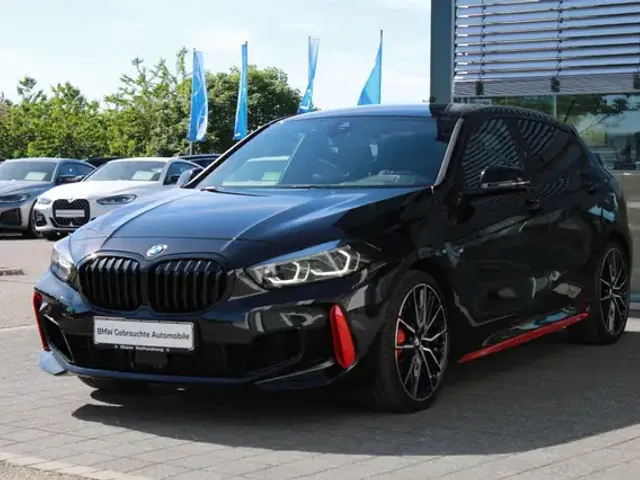 BMW 128