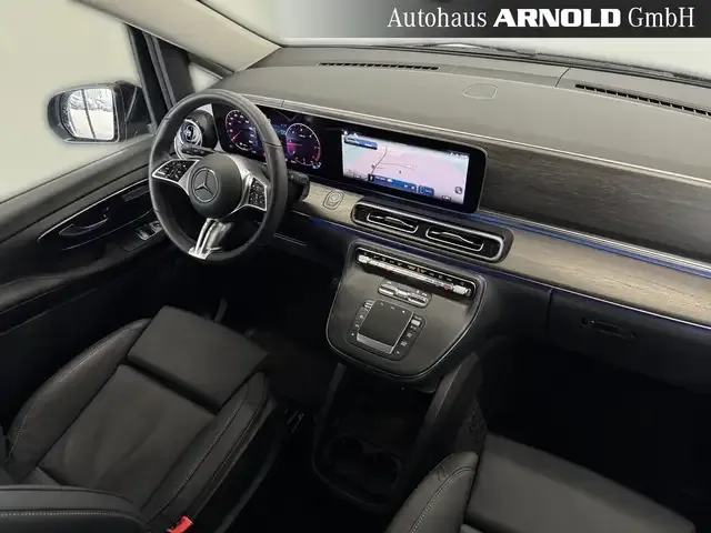 Mercedes-Benz V 250