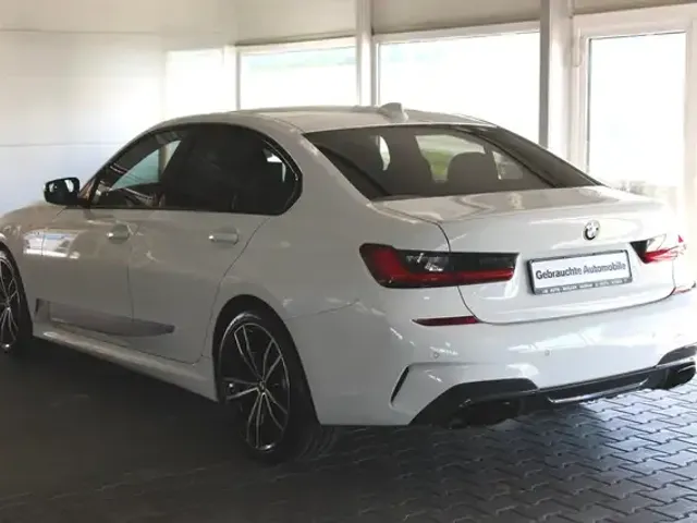 BMW 340