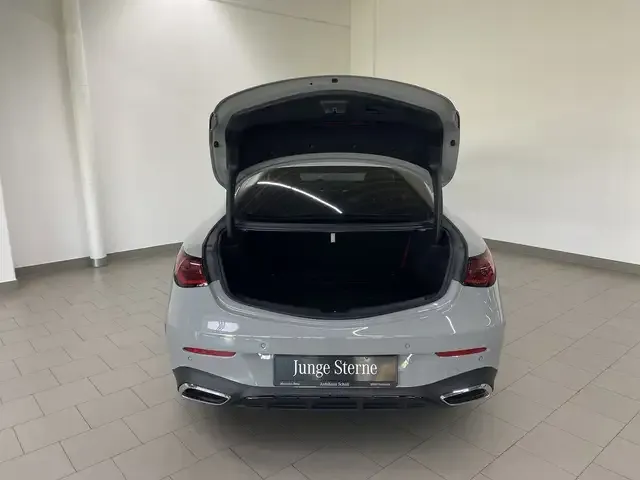 Mercedes-Benz CLE 220