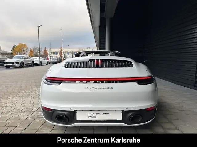 Porsche 992