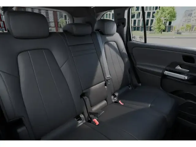 Mercedes-Benz EQB 250