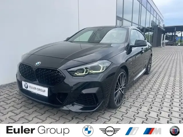 BMW 235