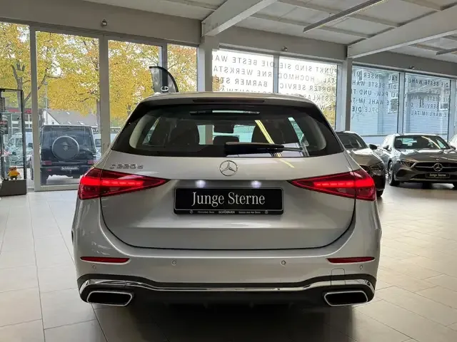 Mercedes-Benz C 220