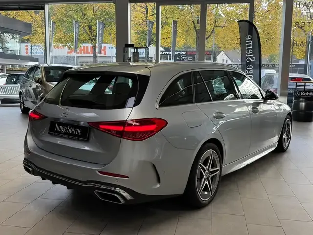 Mercedes-Benz C 220