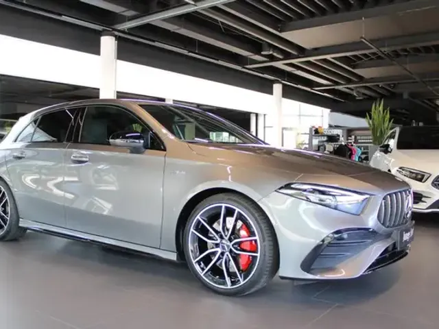 Mercedes-Benz A 35 AMG
