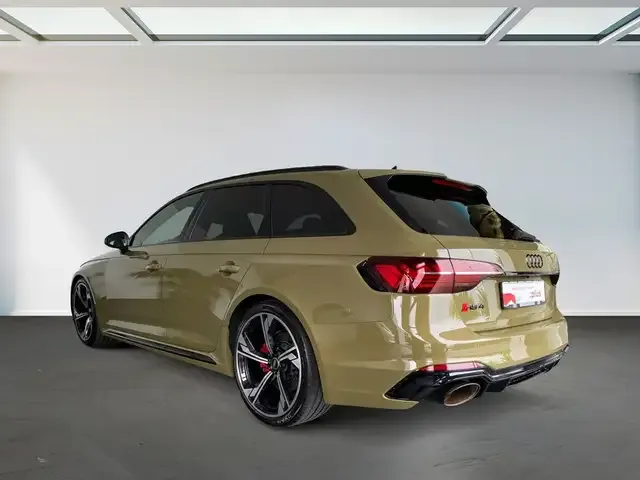 Audi RS4