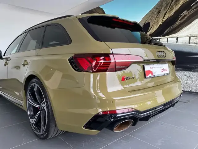 Audi RS4