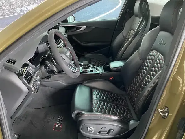 Audi RS4