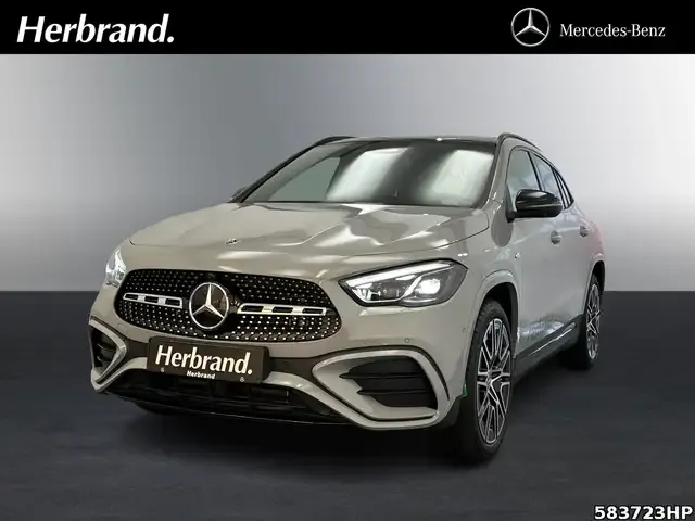 Mercedes-Benz GLA 250