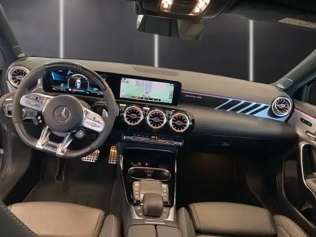 Mercedes-Benz A 45 AMG