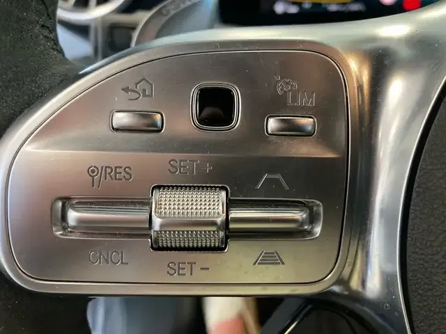 Mercedes-Benz A 45 AMG