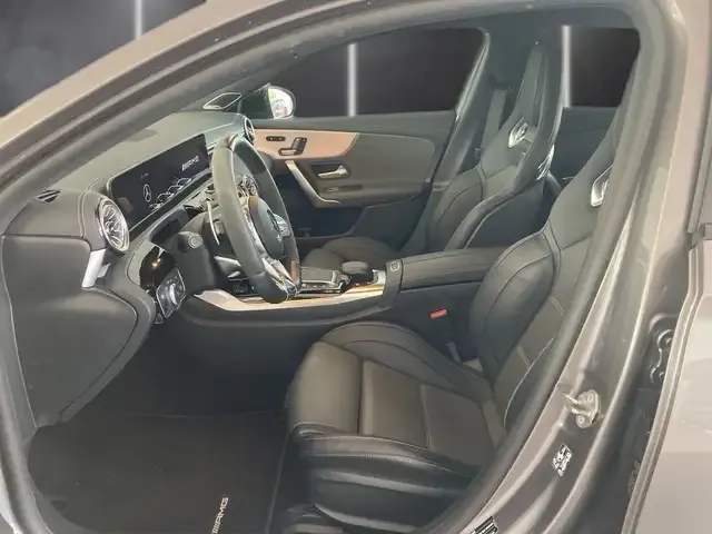 Mercedes-Benz A 45 AMG