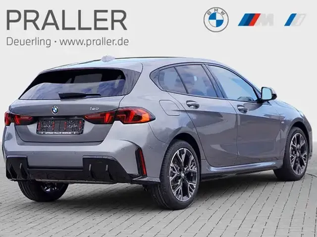 BMW 120