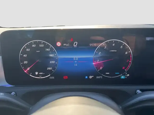 Mercedes-Benz CLA 200