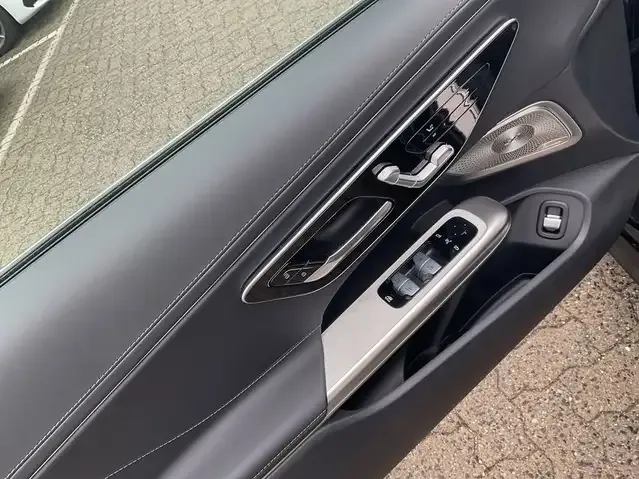 Mercedes-Benz CLE 200