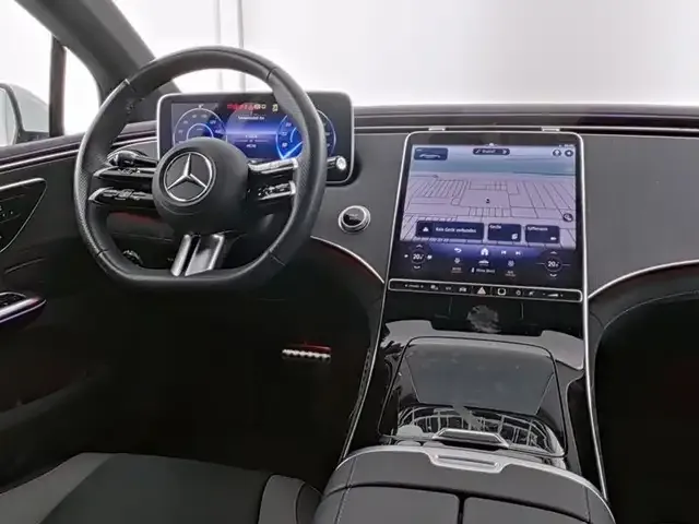 Mercedes-Benz EQE 300