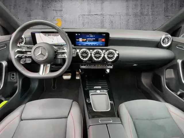 Mercedes-Benz CLA 220