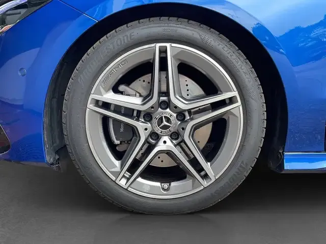 Mercedes-Benz CLA 220