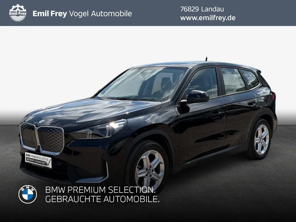 BMW iX1