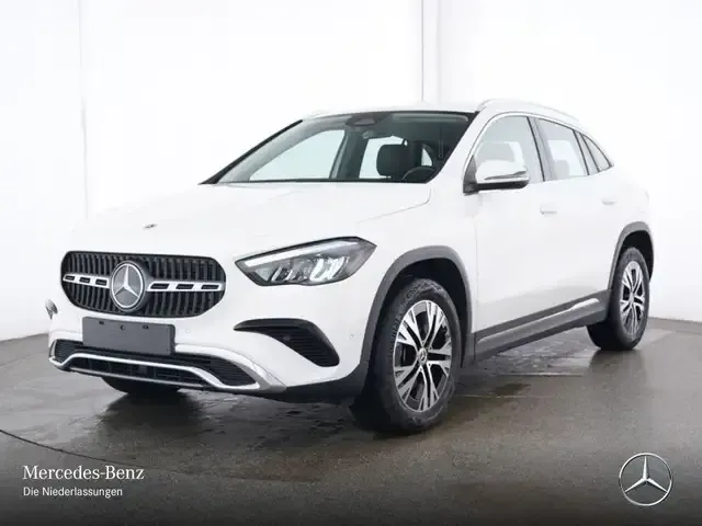 Mercedes-Benz GLA 180