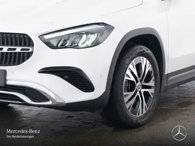 Mercedes-Benz GLA 180