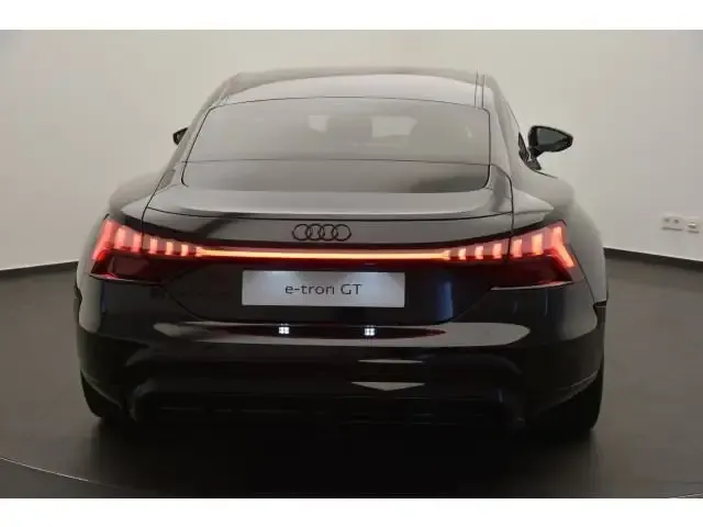 Audi e-tron GT