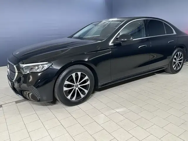 Mercedes-Benz E 220