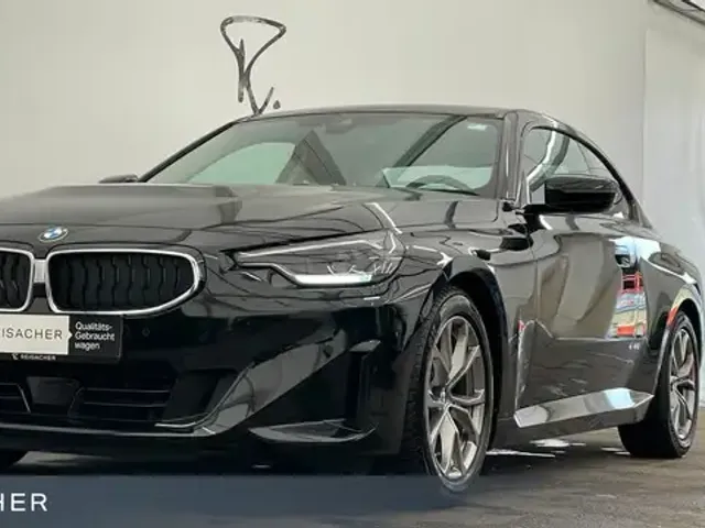 BMW 220