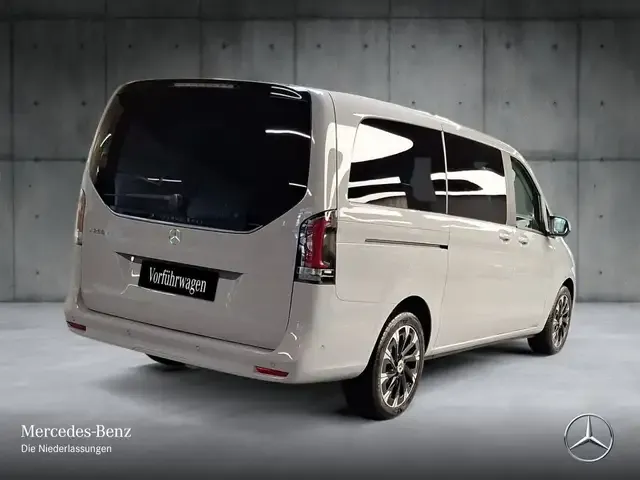 Mercedes-Benz V 250