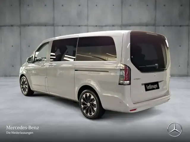 Mercedes-Benz V 250