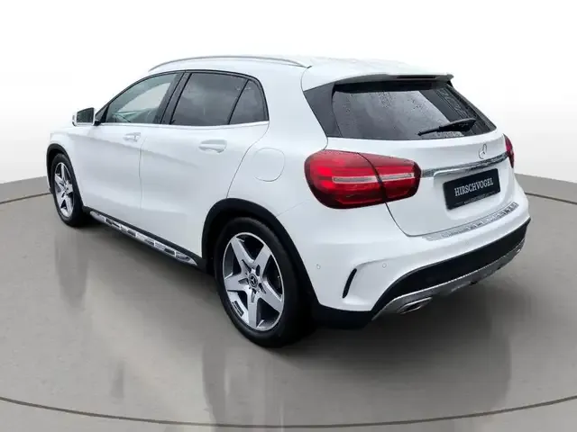 Mercedes-Benz GLA 250