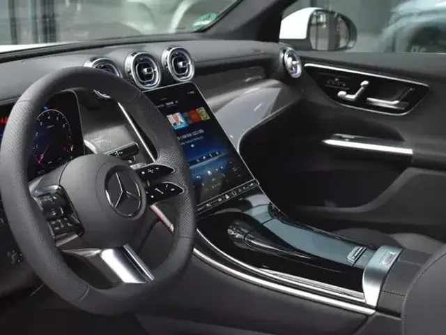 Mercedes-Benz GLC 200