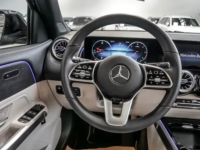 Mercedes-Benz GLB 200