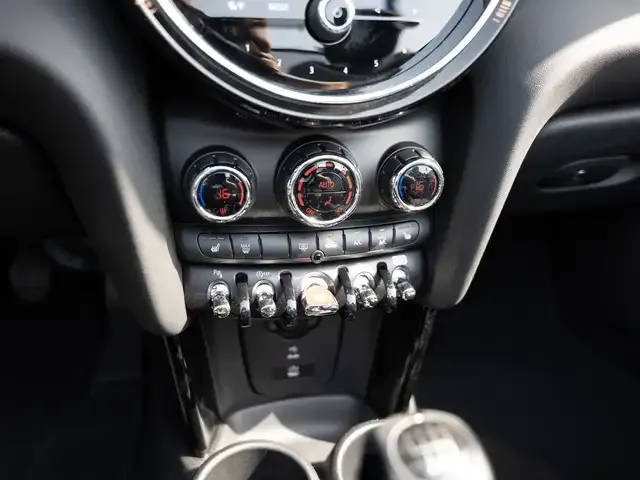 MINI One Cabrio