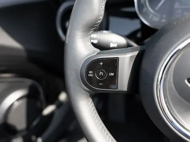 MINI One Cabrio