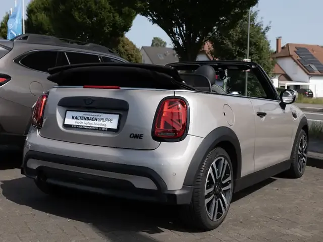 MINI One Cabrio