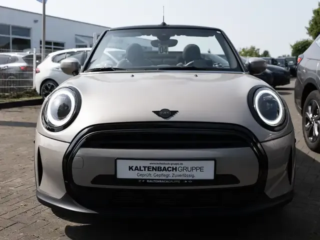 MINI One Cabrio
