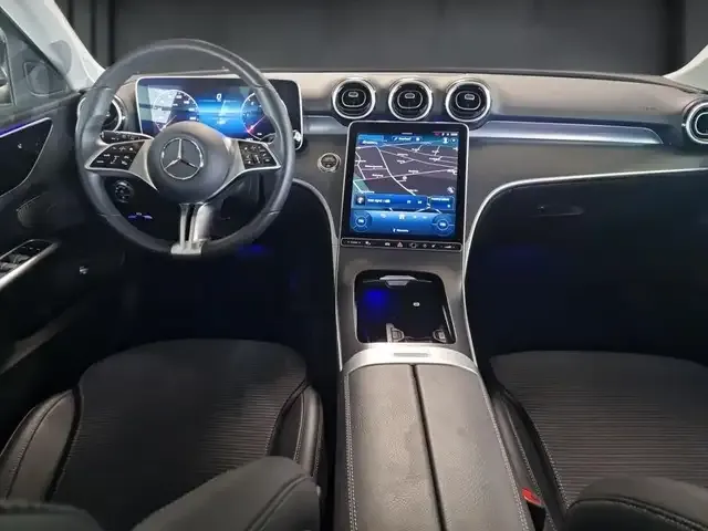Mercedes-Benz C 220