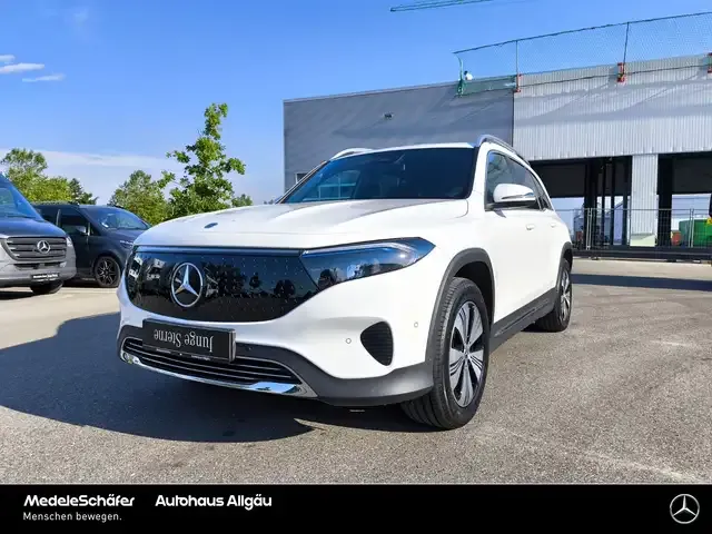 Mercedes-Benz EQB 300