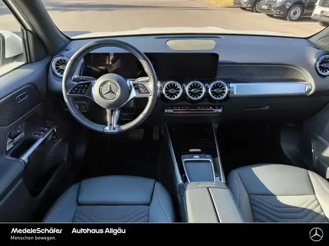 Mercedes-Benz EQB 300