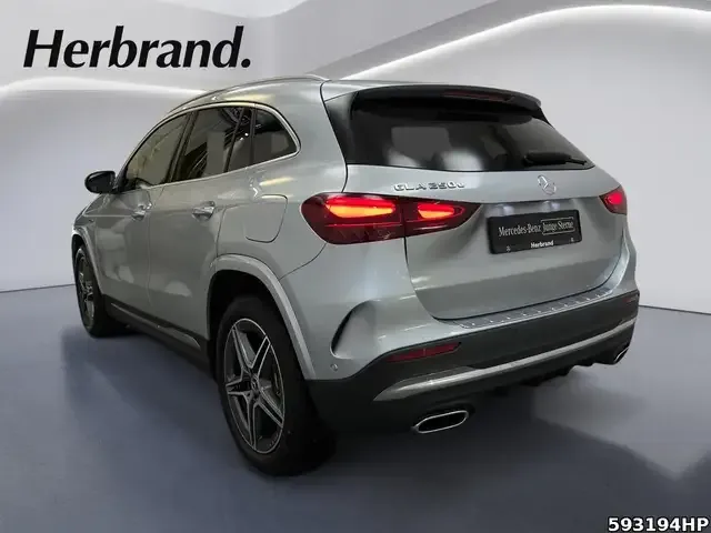 Mercedes-Benz GLA 250