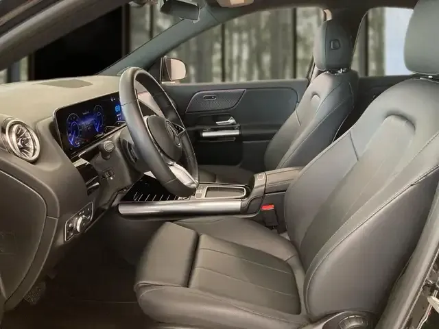 Mercedes-Benz EQA 350
