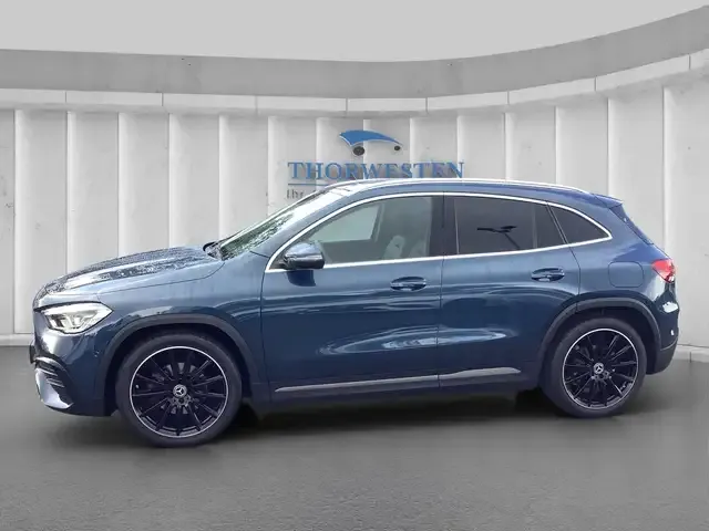 Mercedes-Benz GLA 200