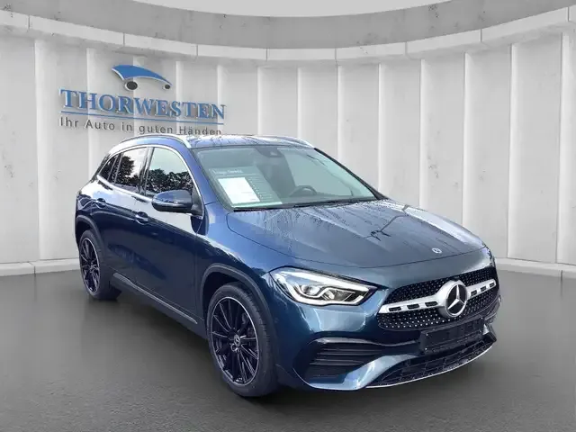 Mercedes-Benz GLA 200