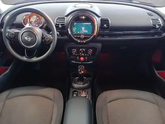 MINI Cooper Clubman