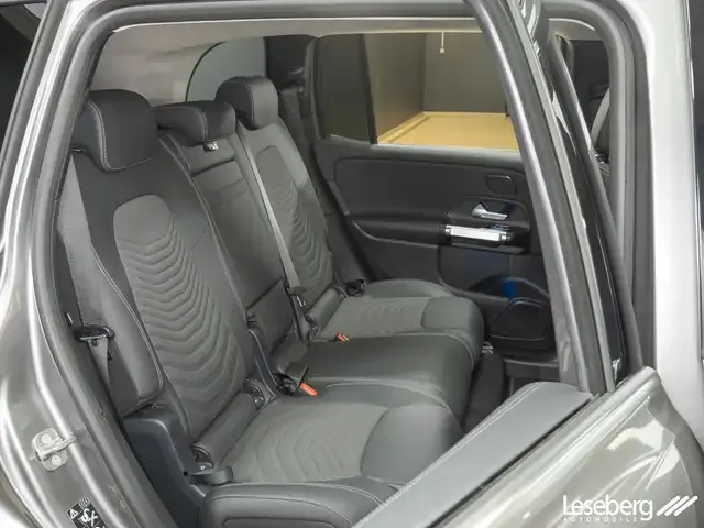 Mercedes-Benz EQB 350