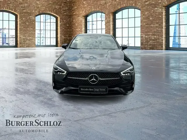Mercedes-Benz CLA 200