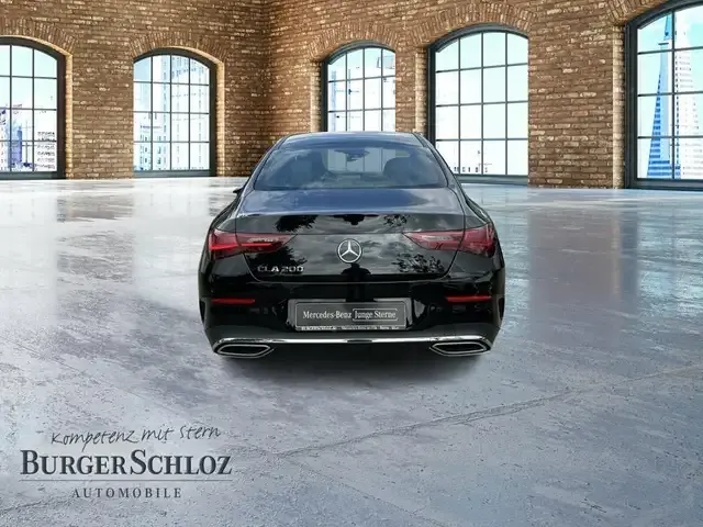 Mercedes-Benz CLA 200