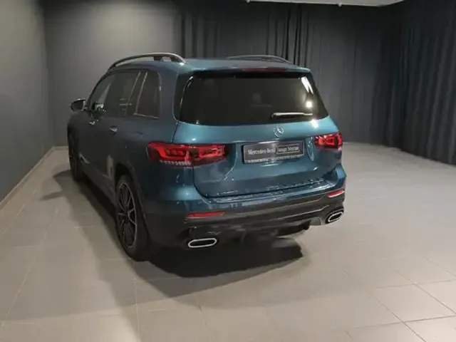 Mercedes-Benz GLB 250